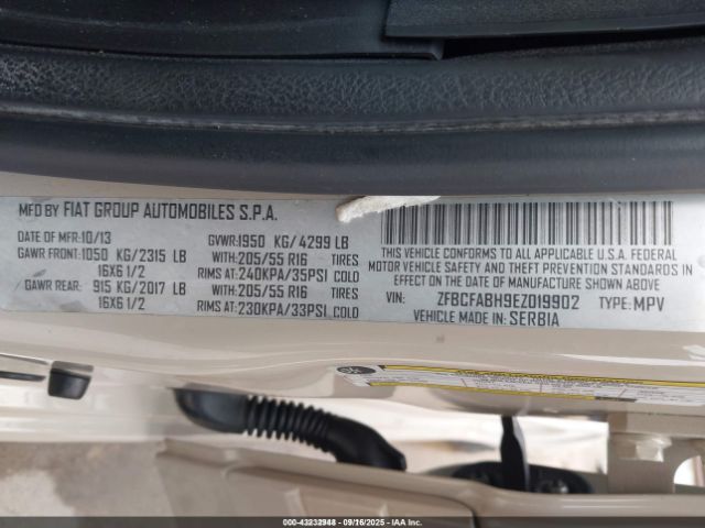 2014 FIAT 500L ZFBCFABH9EZ019902 Photo 8