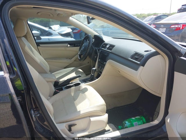 Volkswagen 2014 2014 1VWBN7A33EC024517 Image 5