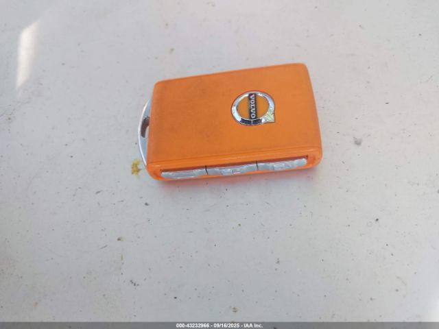 2021 VOLVO S60 7JR102FZ1MG108776 Photo 10