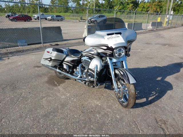 2015 HARLEY-DAVIDSON FLHXSE 1HD1PXN17FB950801