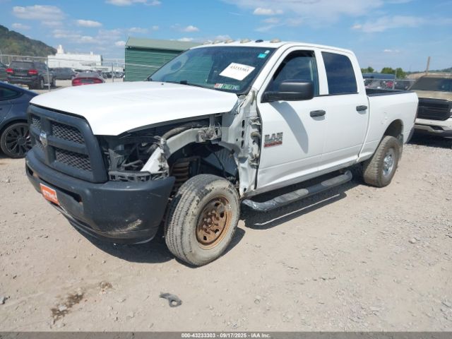 2016 RAM 2500 3C6TR5CT5GG118189 Photo 1