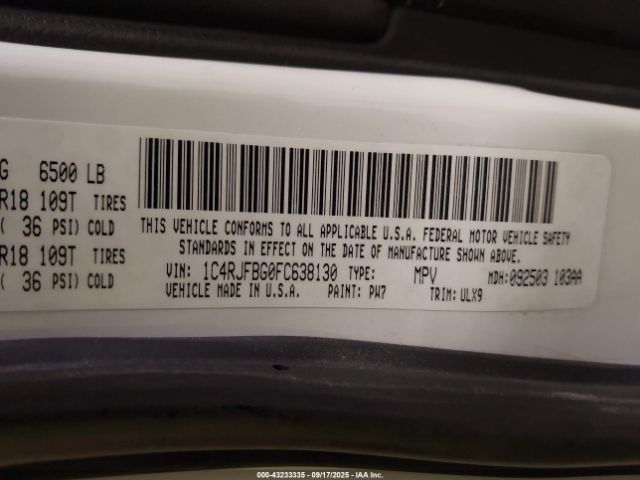 2015 JEEP GRAND CHEROKEE 1C4RJFBG0FC638130 Photo 8