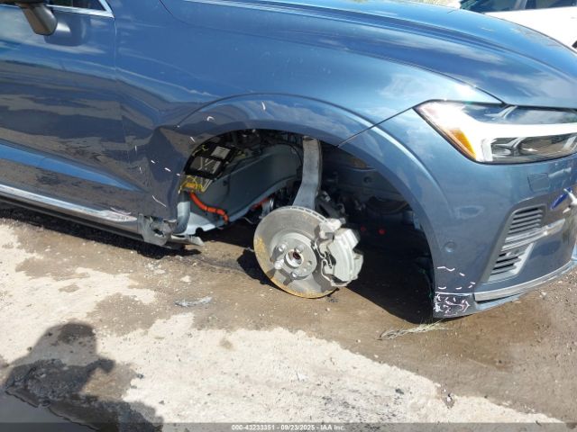 2022 VOLVO XC60 RECHARGE PLUG-IN HYBRID YV4BR0DL0N1964907 Photo 5