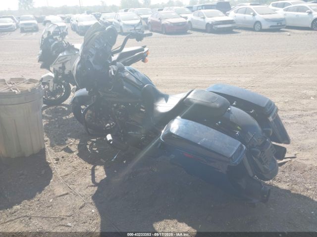 2019 HARLEY-DAVIDSON FLHXS 1HD1KRP16KB661779 Photo 2