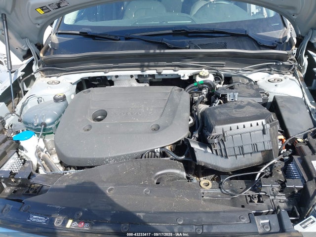 2025 VOLVO XC40 YV4L12UE5S2566400 Photo 9
