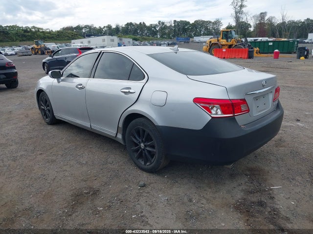 2011 LEXUS ES 350 JTHBK1EG4B2471279 Photo 2