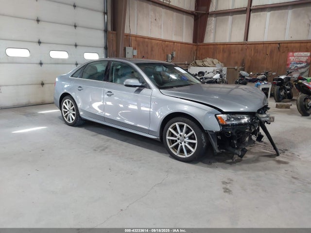 2016 AUDI A4 WAUBFAFL5GA003556 Photo 0