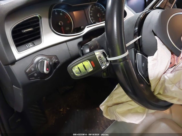 2016 AUDI A4 WAUBFAFL5GA003556 Photo 10