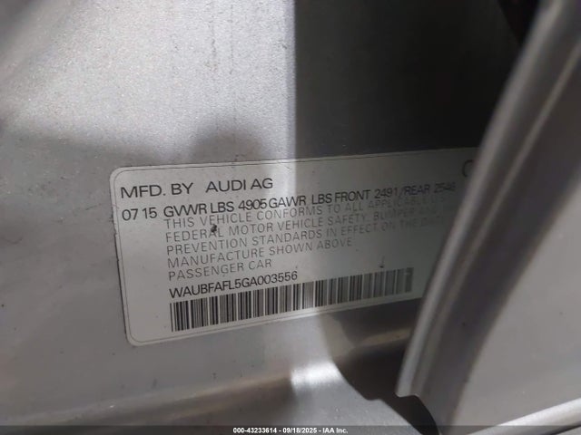 2016 AUDI A4 WAUBFAFL5GA003556 Photo 8