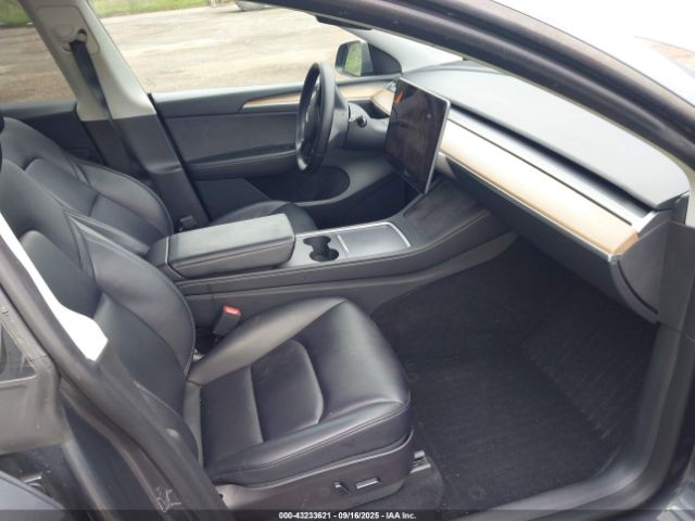 2023 TESLA MODEL Y 7SAYGDEFXPF617908 Photo 4