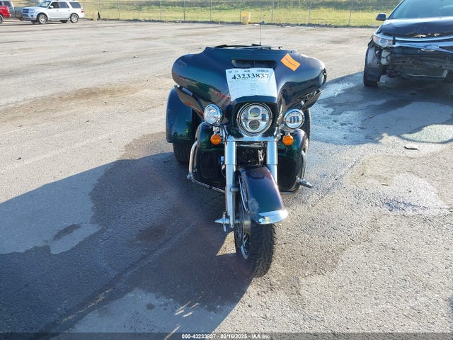 2021 HARLEY-DAVIDSON FLHTCUTG 1HD1MAF12MB858786 Photo 4