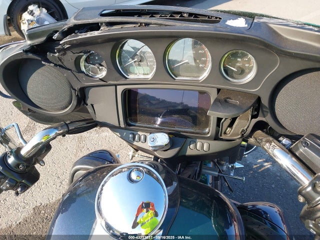 2021 HARLEY-DAVIDSON FLHTCUTG 1HD1MAF12MB858786 Photo 6
