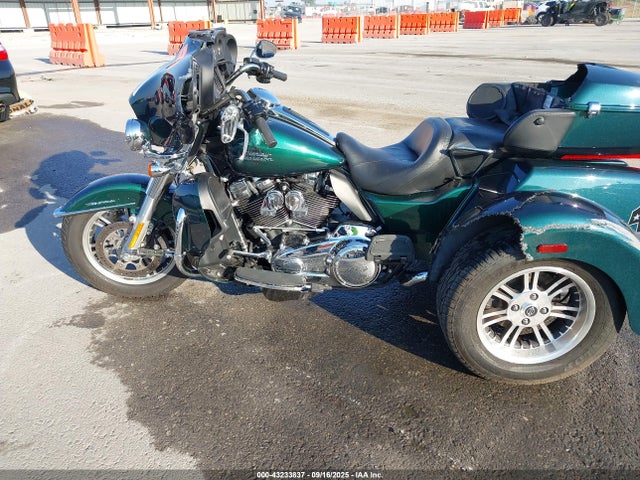 2021 HARLEY-DAVIDSON FLHTCUTG 1HD1MAF12MB858786 Photo 8