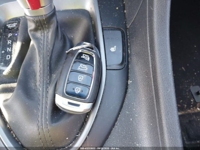 2019 HYUNDAI VELOSTER KMHTG6AF2KU012902 Photo 10