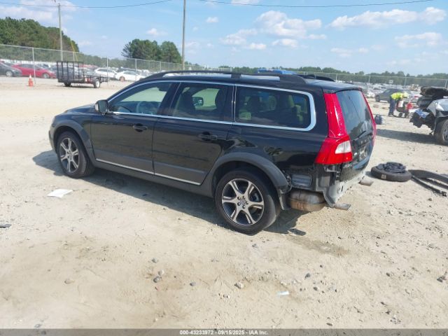 2013 VOLVO XC70 YV4902BZ0D1162402 Photo 2