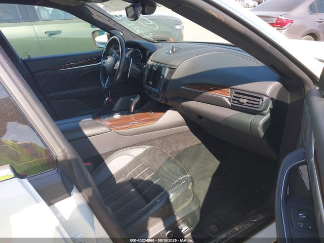 ZN661YUL5MX363027 Maserati m156e