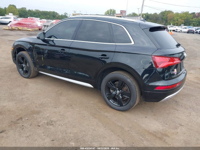 2018 AUDI Q5 WA1BNAFY0J2240825 Photo 2