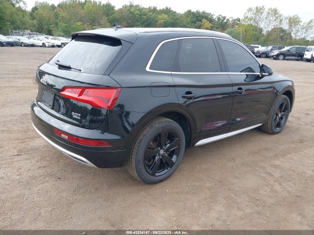 2018 AUDI Q5 WA1BNAFY0J2240825 Photo 3