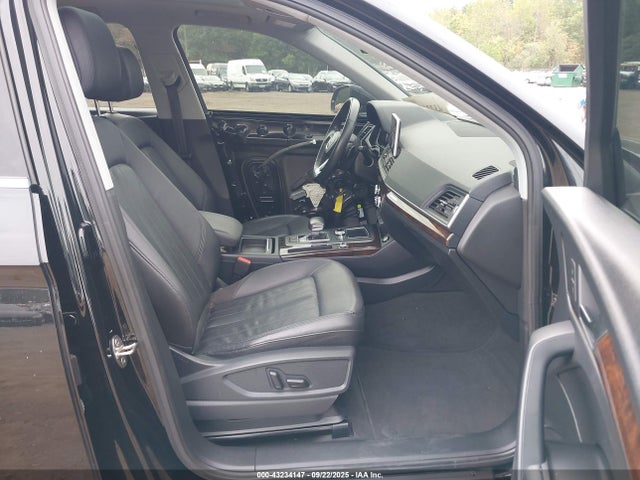 2018 AUDI Q5 WA1BNAFY0J2240825 Photo 4
