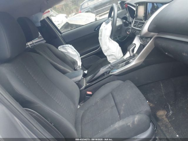 2019 MITSUBISHI ECLIPSE CROSS JA4AT3AA0KZ028720 Photo 4