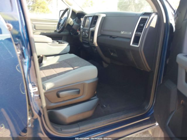 2019 RAM 1500 CLASSIC 1C6RR7LT1KS689900 Photo 4