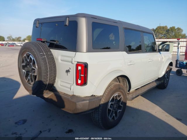 2024 FORD BRONCO 1FMEE8BP5RLA43689 Photo 3