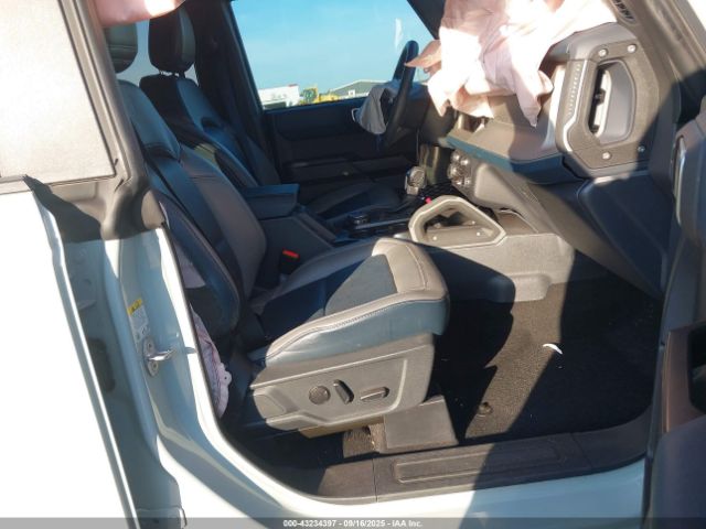 2024 FORD BRONCO 1FMEE8BP5RLA43689 Photo 4