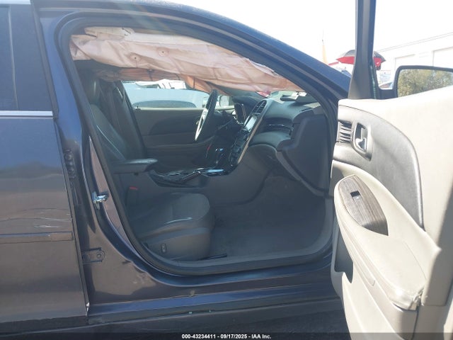 Chevrolet lkw 2015 1G11C5SL9FF336924 Image 5