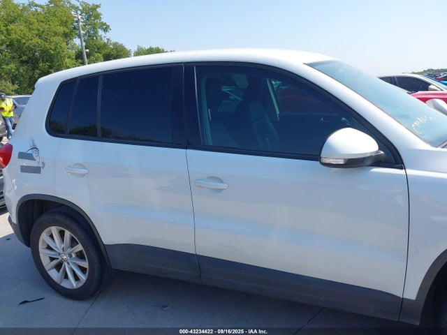 WVGAV3AX5EW560518 Volkswagen Tiguan
