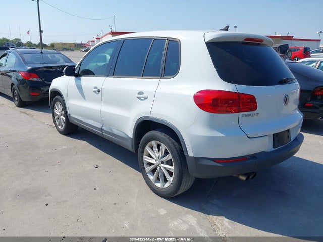 WVGAV3AX5EW560518 Volkswagen Tiguan