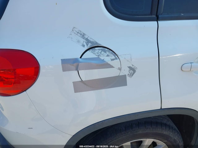 WVGAV3AX5EW560518 Volkswagen Tiguan