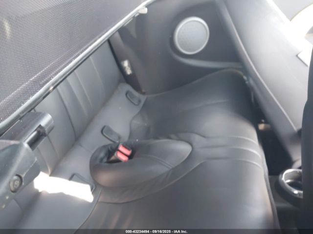 2005 MINI COOPER S WMWRH33595TF84302 Photo 7