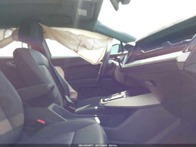 2024 AUDI Q4 E-TRON WA1KUBFZ7RP038208 Photo 4