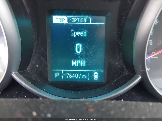 1G1PA5SH3F7235089 Chevrolet luw