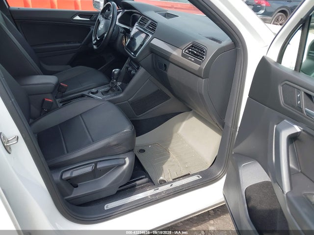 Volkswagen 2019 2019 3VV2B7AX2KM163385 Image 5