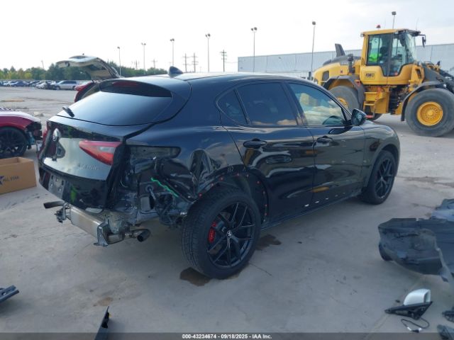 2020 ALFA ROMEO STELVIO ZASPAJAN6L7C90971 Photo 3