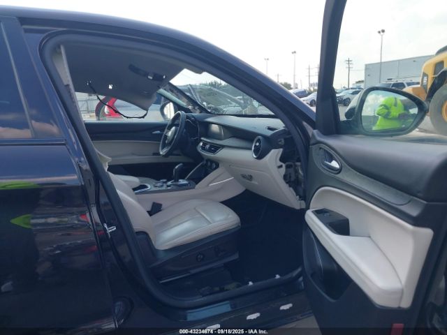 2020 ALFA ROMEO STELVIO ZASPAJAN6L7C90971 Photo 4