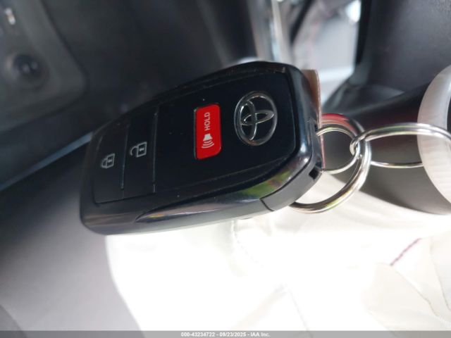 2024 TOYOTA COROLLA CROSS HYBRID 7MUFBABGXRV052837 Photo 10