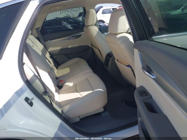 2022 CADILLAC XT5 1GYKNDR40NZ159816 Photo 7