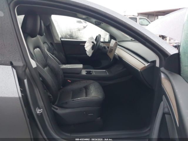 2024 TESLA MODEL Y 7SAYGAEE6RF194446 Photo 4