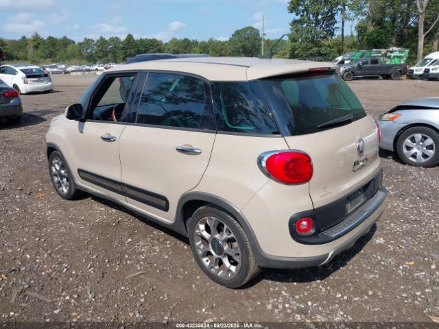 2015 FIAT 500L ZFBCFADH6FZ032573 Photo 2