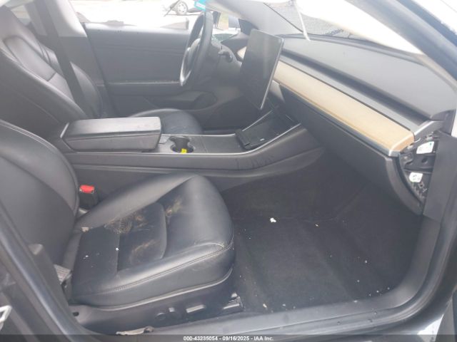 2018 TESLA MODEL 3 5YJ3E1EA4JF030501 Photo 4