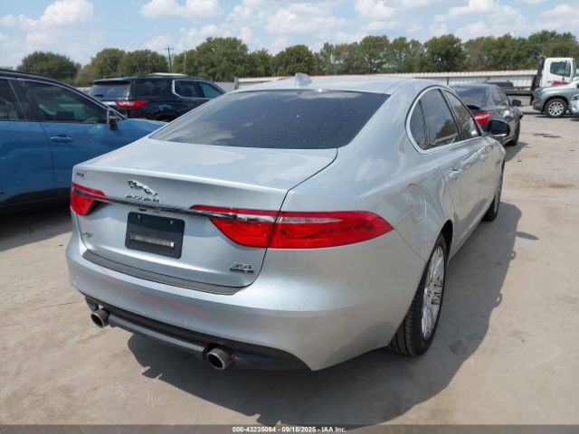 2017 JAGUAR XF SAJBJ4BV3HCY40226 Photo 3