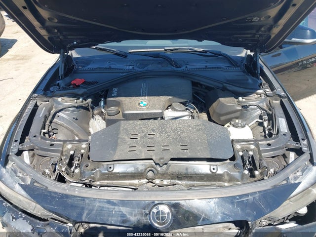 WBA3C1C5XFP852225 BMW 328I