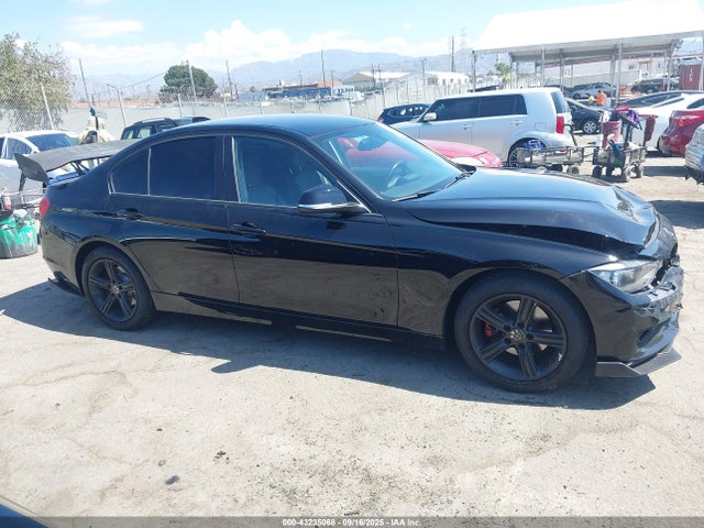 WBA3C1C5XFP852225 BMW 328I