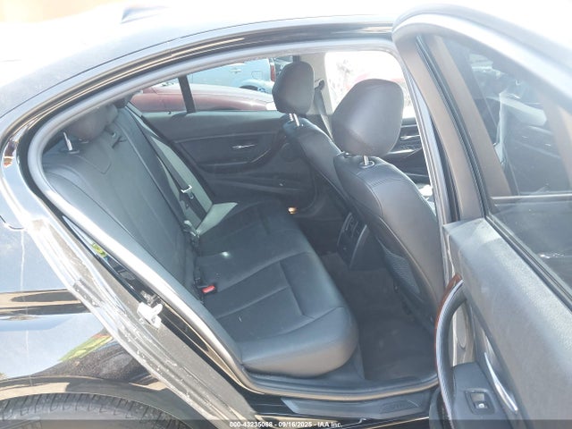WBA3C1C5XFP852225 BMW 328I