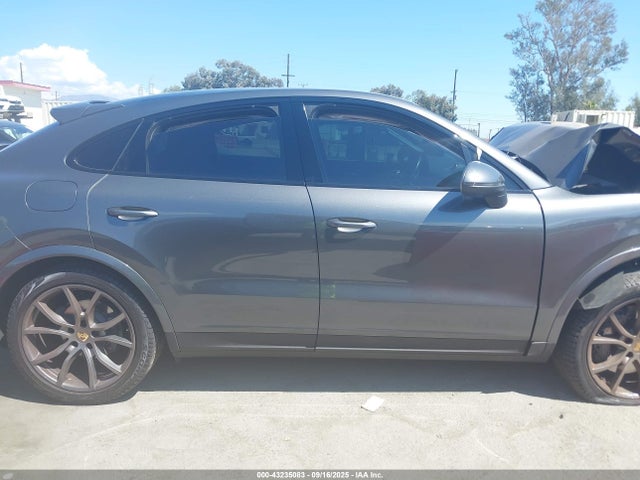 Porsche Cayenne Coupe S 2021 WP1BB2AY5MDA46018 Image 29