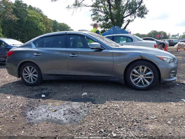 Продажа на аукционе авто 2015 Infiniti Q50 Premium, vin: JN1BV7ARXFM390920, номер лота: 43235125