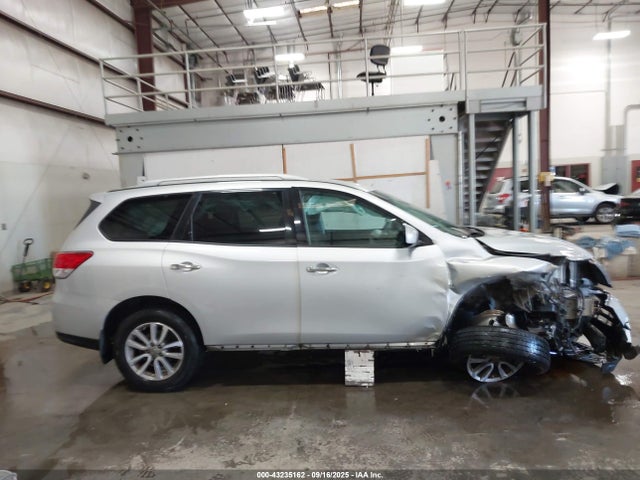 Nissan 2015 2015 5N1AR2MN8FC722394 Image 13