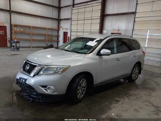 Nissan 2015 2015 5N1AR2MN8FC722394 Image 2